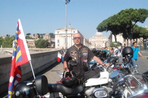 gianni davanti a san pietro